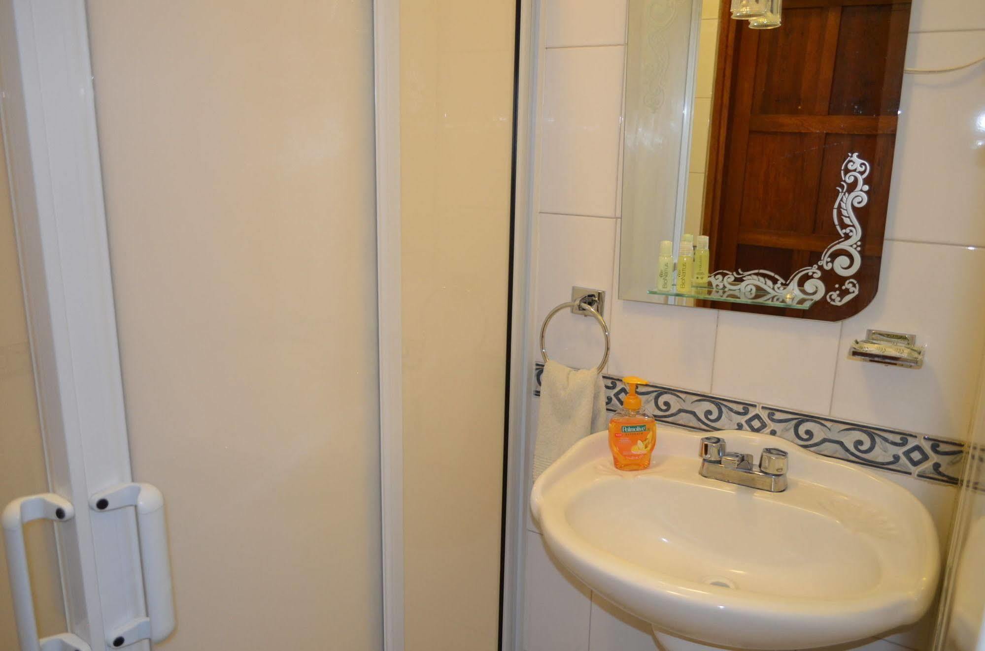 Hotel Casa San Roque غواناخواتو المظهر الخارجي الصورة